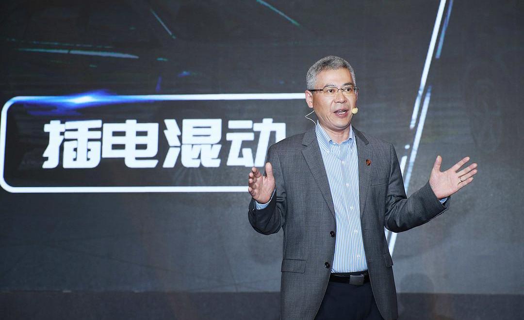 roewe, concept, roewe Ei5, roewe RX5 eMAX, roewe rx5