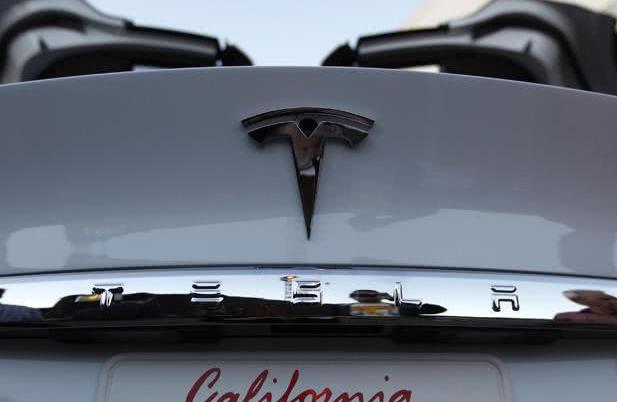 Toyota, Tesla, Honda, Volkswagen, Ford