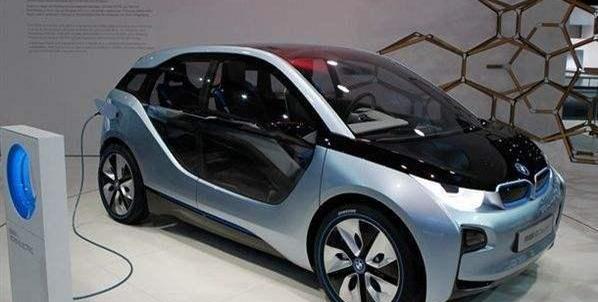 Audi, Tesla, Audi Q2L, BMW, Beijing