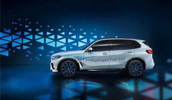 BMW, Toyota, BMW 5 Series, BMW X5