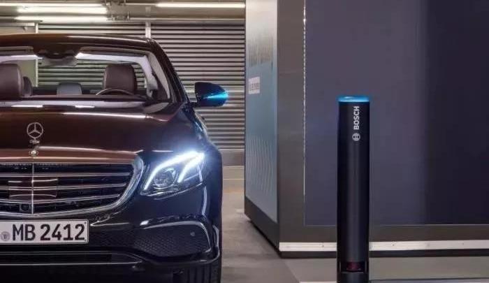 Mercedes-Benz, Hongqi, Hyundai, FAW