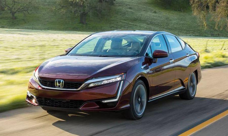 Tesla, Model 3, BMW, Toyota, Chevrolet