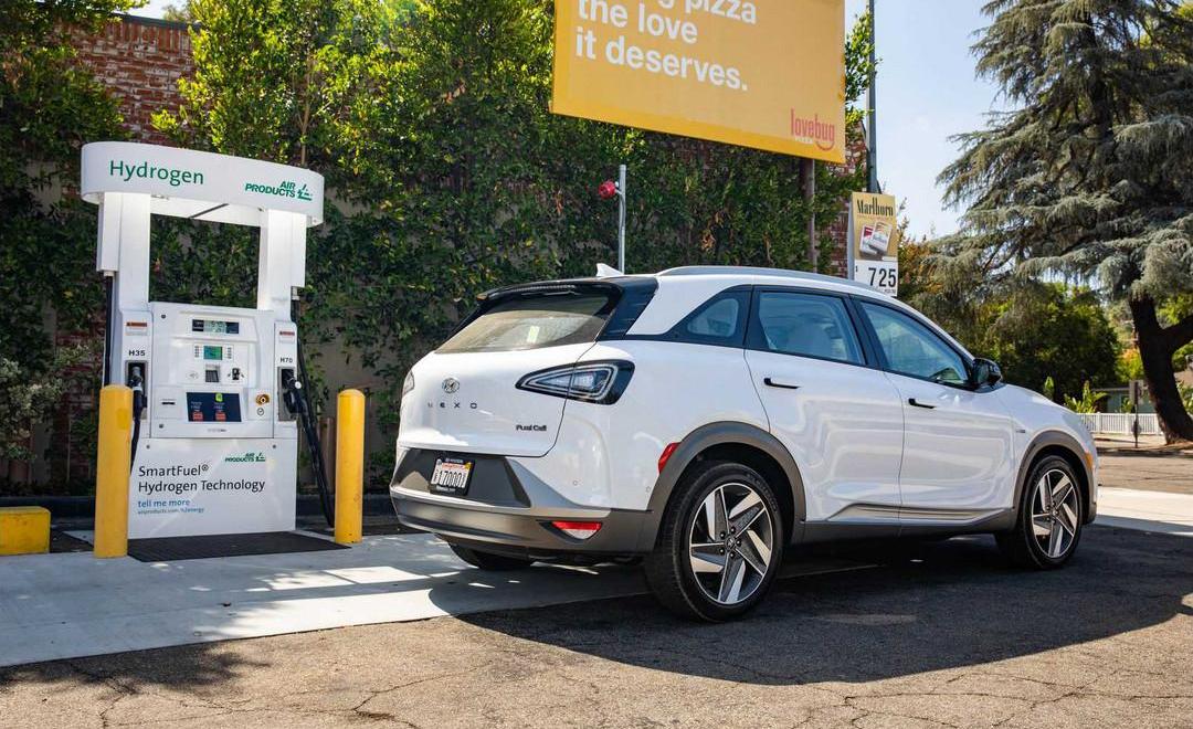 Hyundai, Mercedes-Benz, Ford, Hongqi and Honda