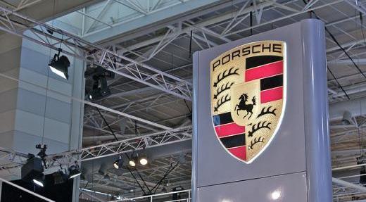 Porsche, Taycan,Cayenne,Macan, Volkswagen