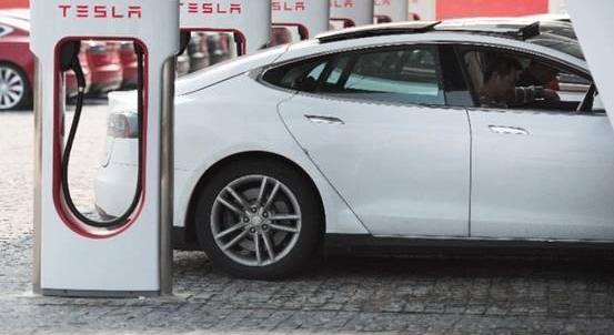 Tesla, Beijing