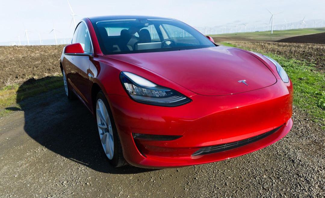 Tesla, Model 3, Iron Man, Discovery, Morgan