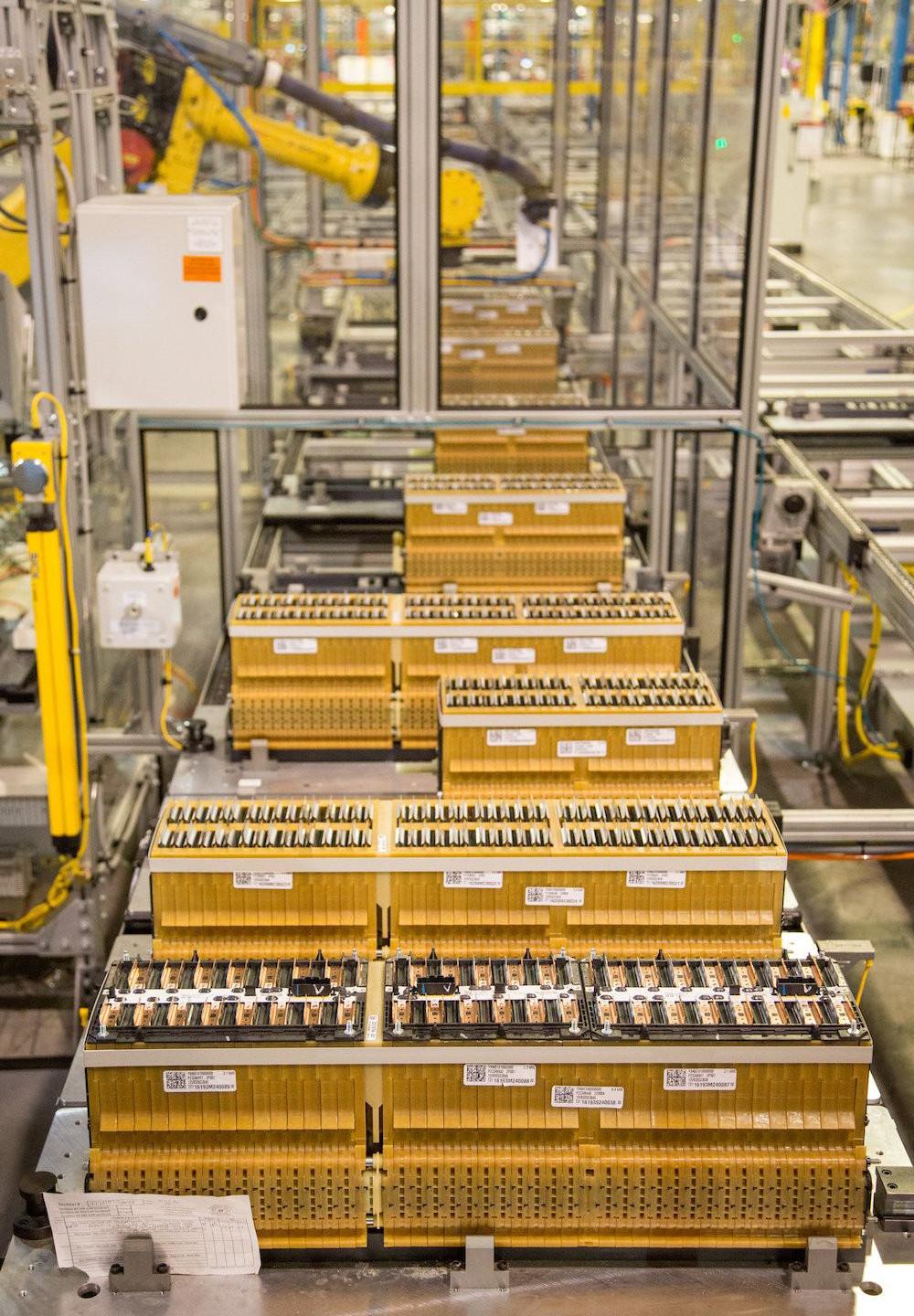 Chevrolet, Buick, Cadillac, BMW, Weilai