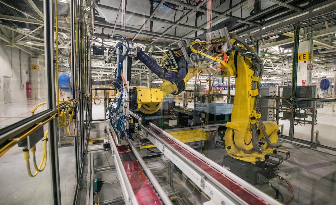 Chevrolet, Buick, Cadillac, BMW, Weilai