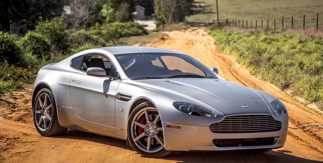 BMW, Mercedes-Benz, Tesla, V8 Vantage, Beijing
