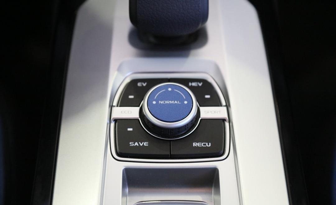 emgrand, emgrand EV, Geely automobile