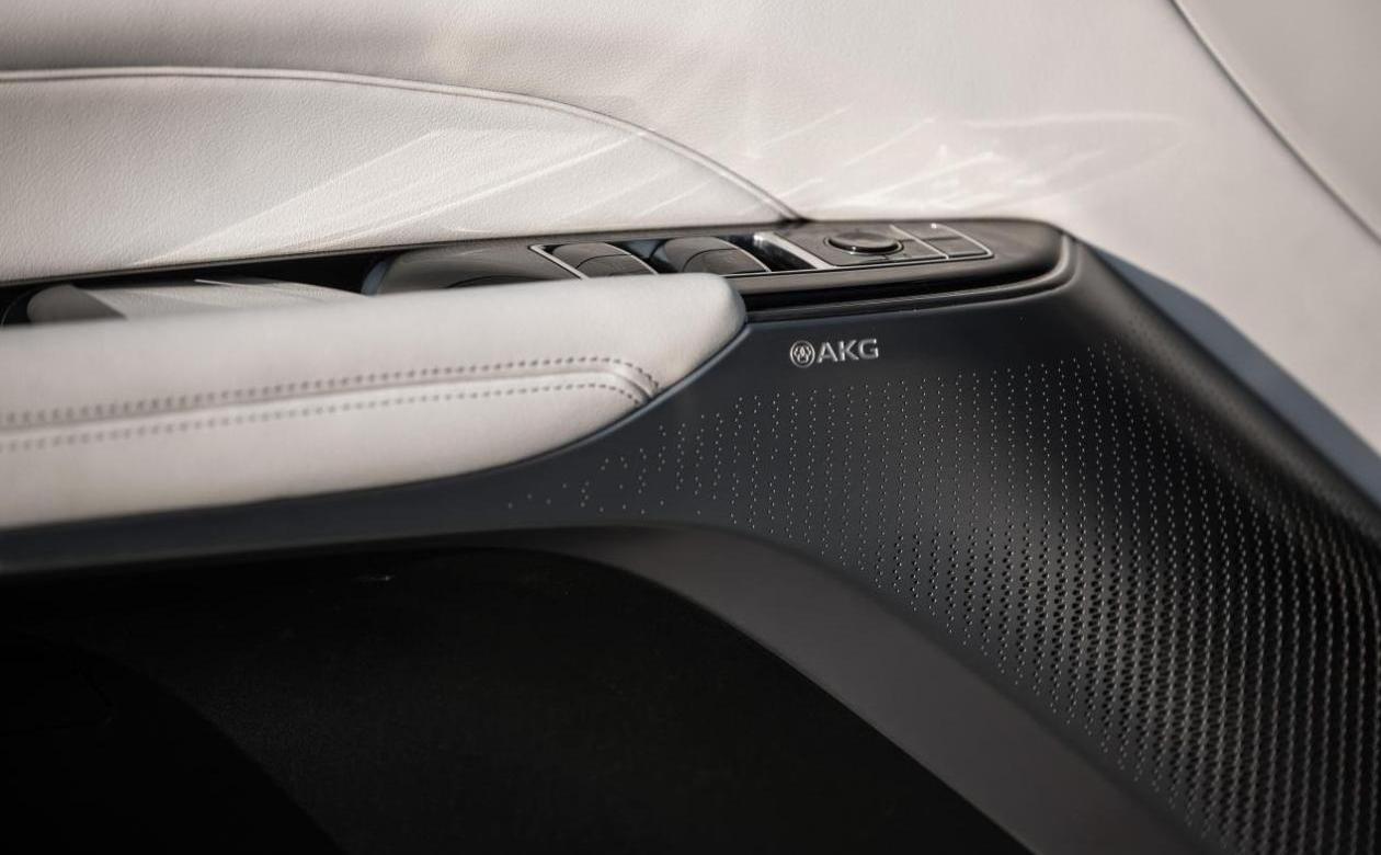 凯迪拉克,LYRIQ锐歌