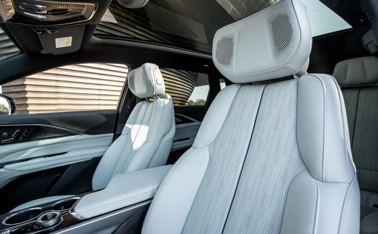 凯迪拉克,LYRIQ锐歌