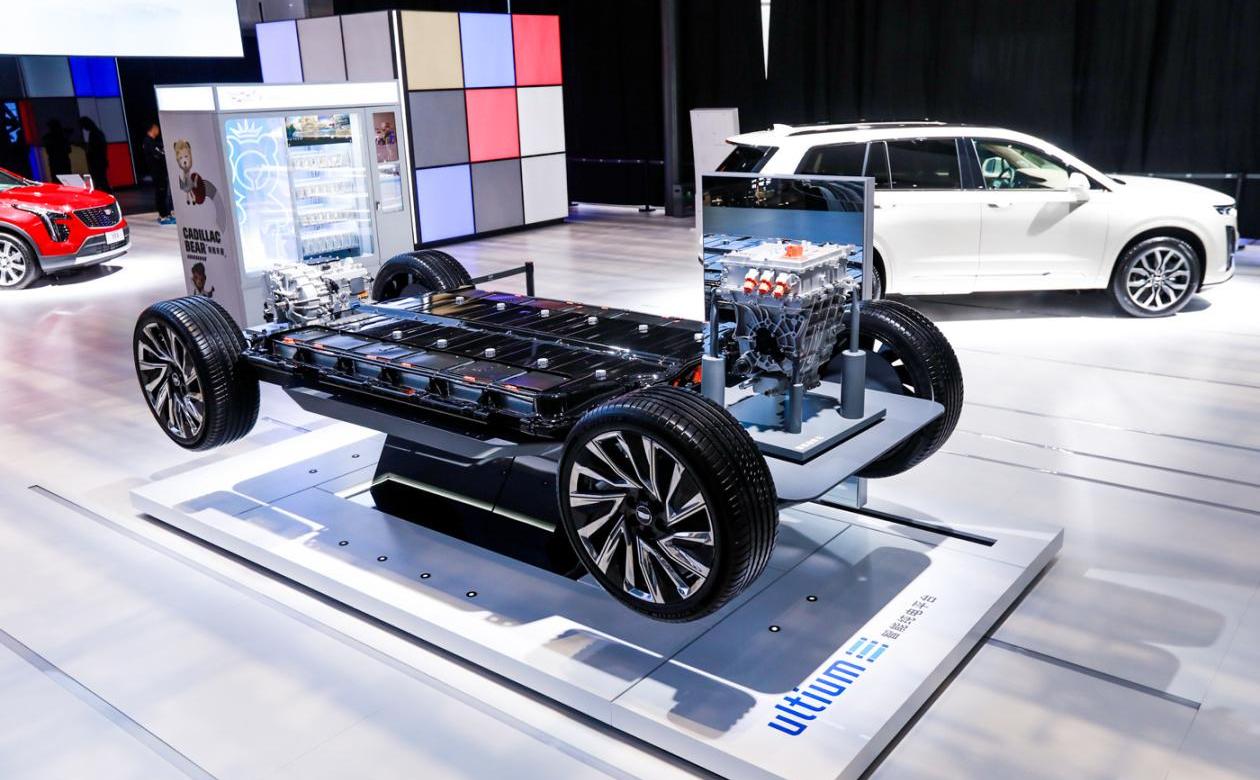 凯迪拉克,奥迪,奔驰,宝马,理念