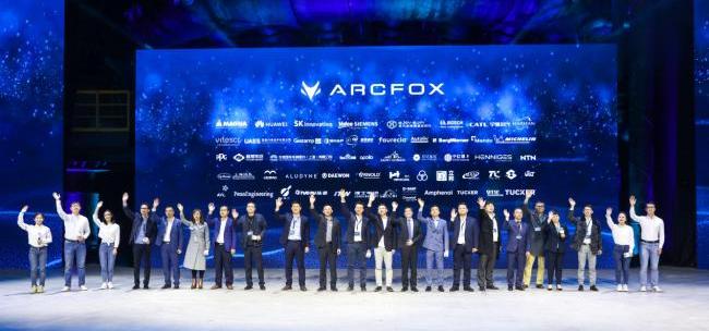 ARCFOX极狐,曼,奔驰,宝马,宝马5系
