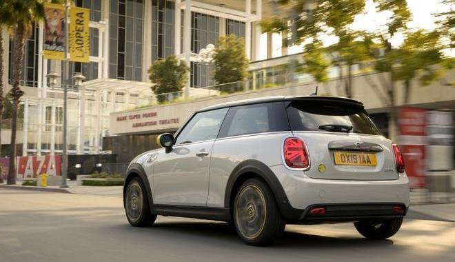 MINI,MINI COUNTRYMAN,日产