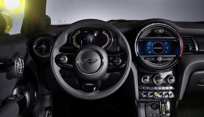 MINI,MINI COUNTRYMAN,日产