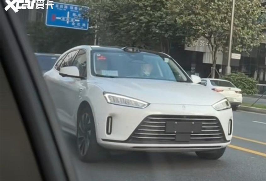 问界M5,AITO,阿维塔11,阿维塔,特斯拉