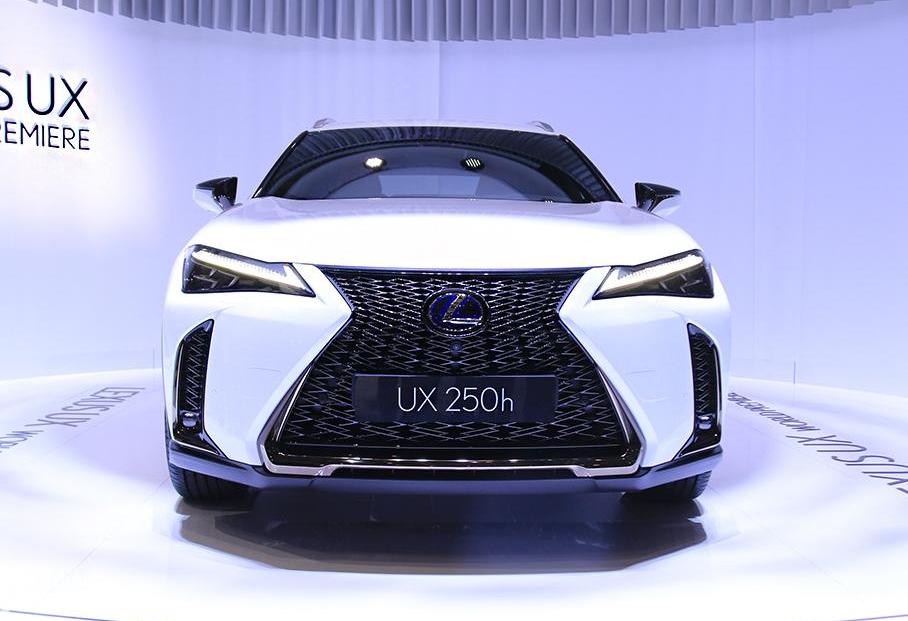 雷克萨斯,雷克萨斯UX,奥迪,奥迪Q3,奔驰