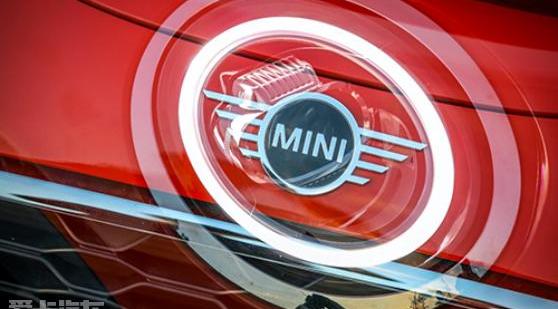 MINI,MINI COUNTRYMAN,MINI CABRIO,奥迪,奥迪Q3
