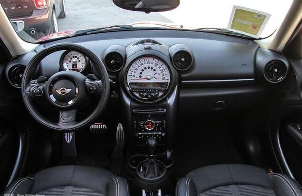 MINI,MINI COUNTRYMAN