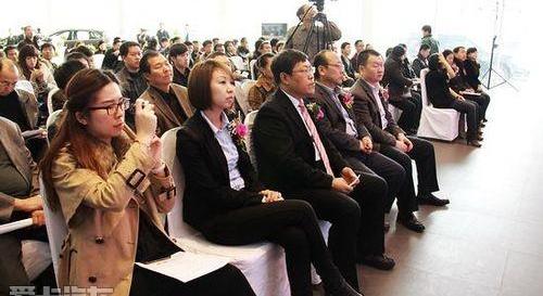 奥迪