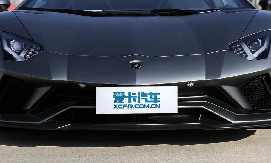 Aventador,兰博基尼