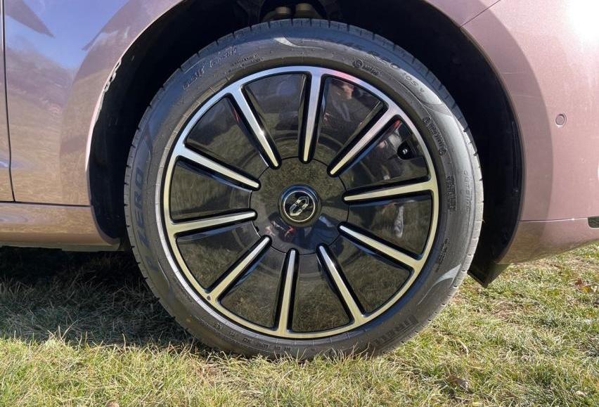 问界M5,AITO,Model Y,特斯拉