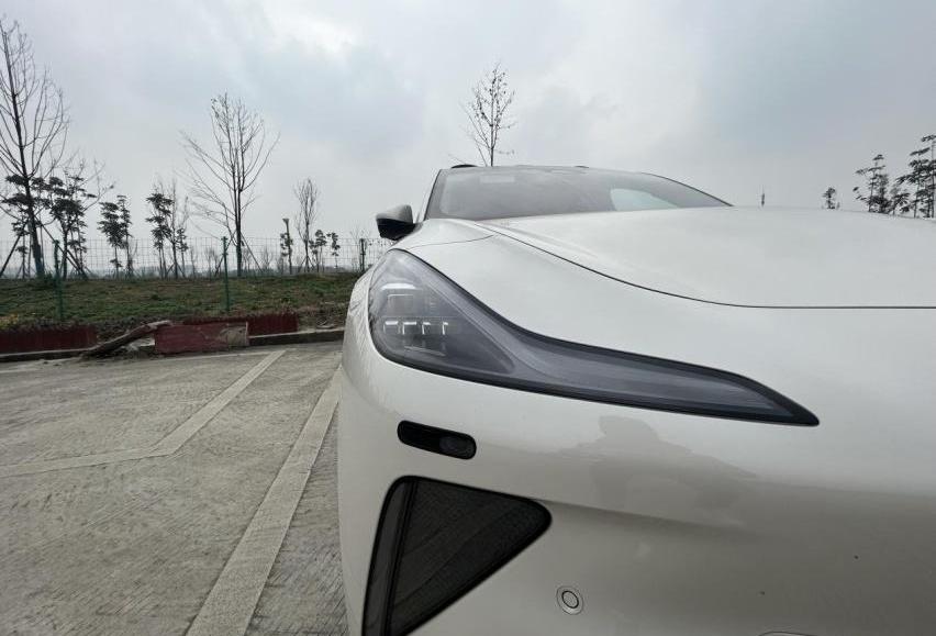 智己LS7,发现,Model X,阿斯顿·马丁DBX,阿斯顿·马丁