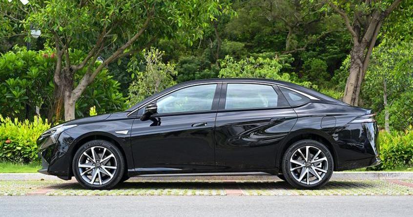 AION S,埃安,荣威,特斯拉,Model S