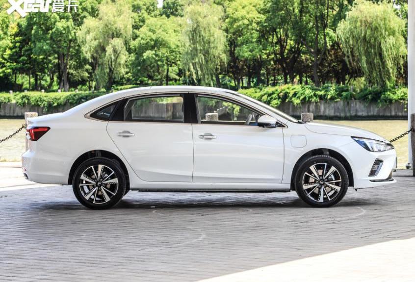 AION S,埃安,荣威,特斯拉,Model S