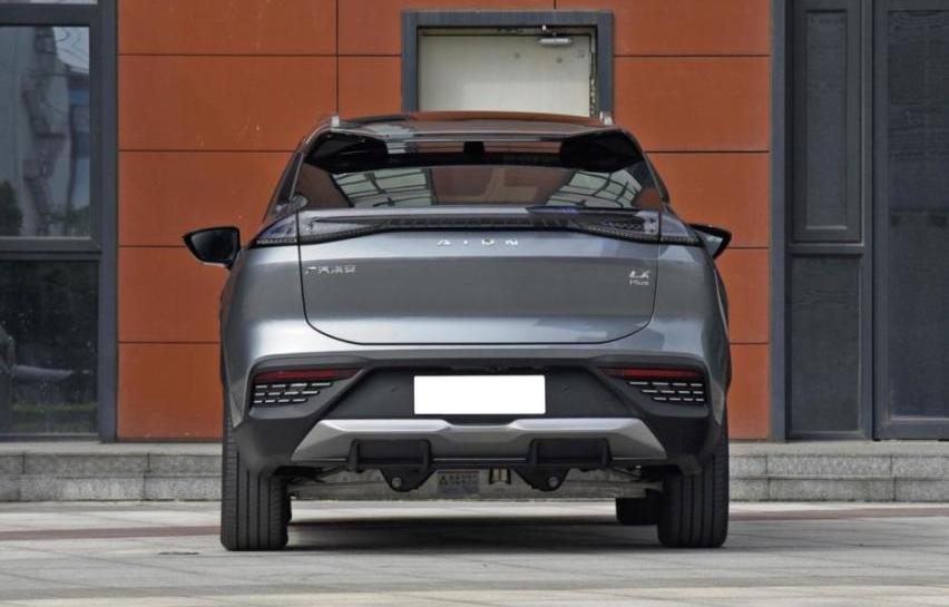 埃安,AION LX