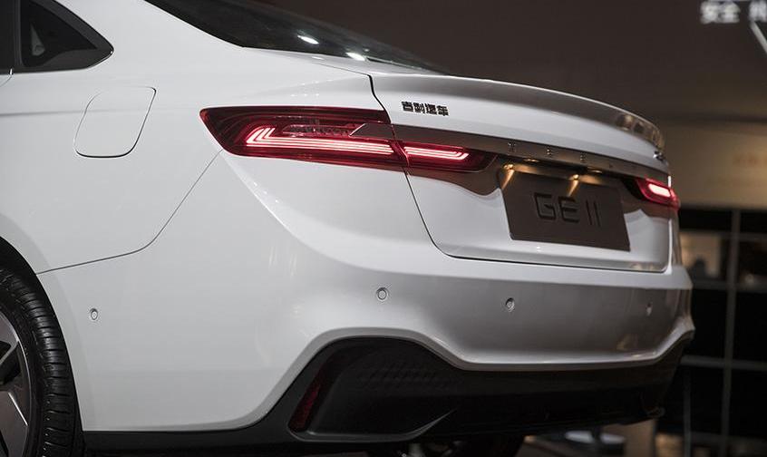 AION S,吉利汽车,理念,特斯拉,Model 3