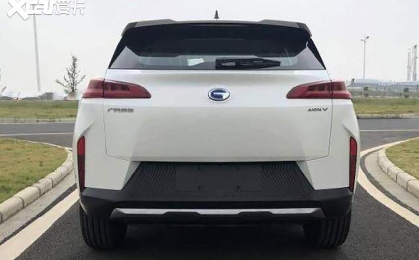 Model 3,特斯拉,小鹏,小鹏P7,AION V