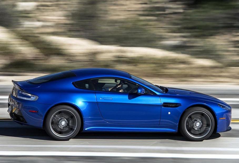 阿斯顿·马丁,V8 Vantage