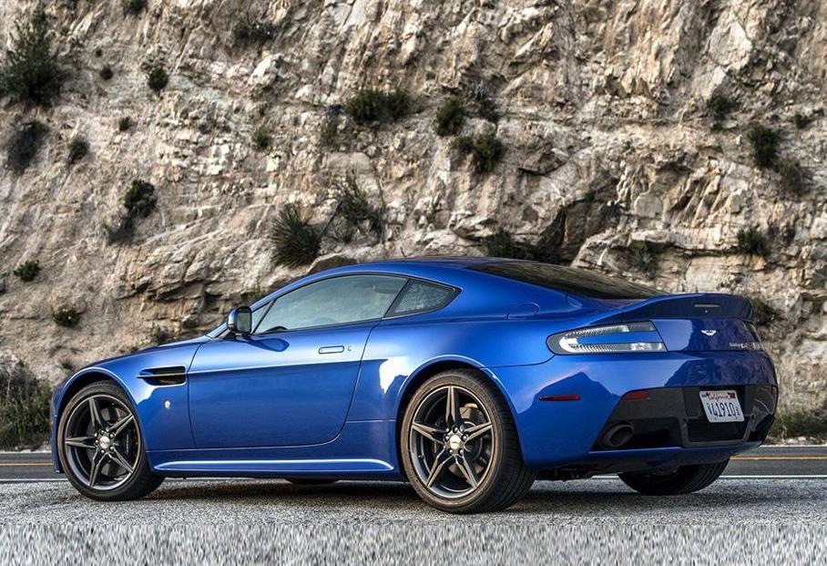 阿斯顿·马丁,V8 Vantage