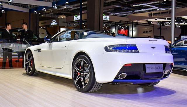 阿斯顿·马丁,V8 Vantage,发现