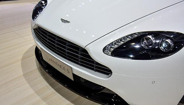 阿斯顿·马丁,V8 Vantage,发现