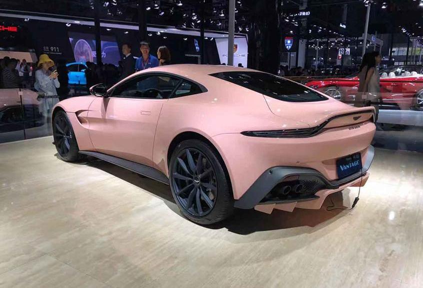 阿斯顿·马丁,V8 Vantage,阿斯顿·马丁DB11,阿斯顿·马丁DBS,法拉利