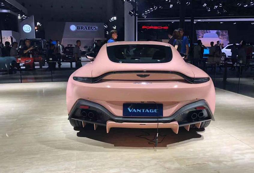 阿斯顿·马丁,V8 Vantage,阿斯顿·马丁DB11,阿斯顿·马丁DBS,法拉利