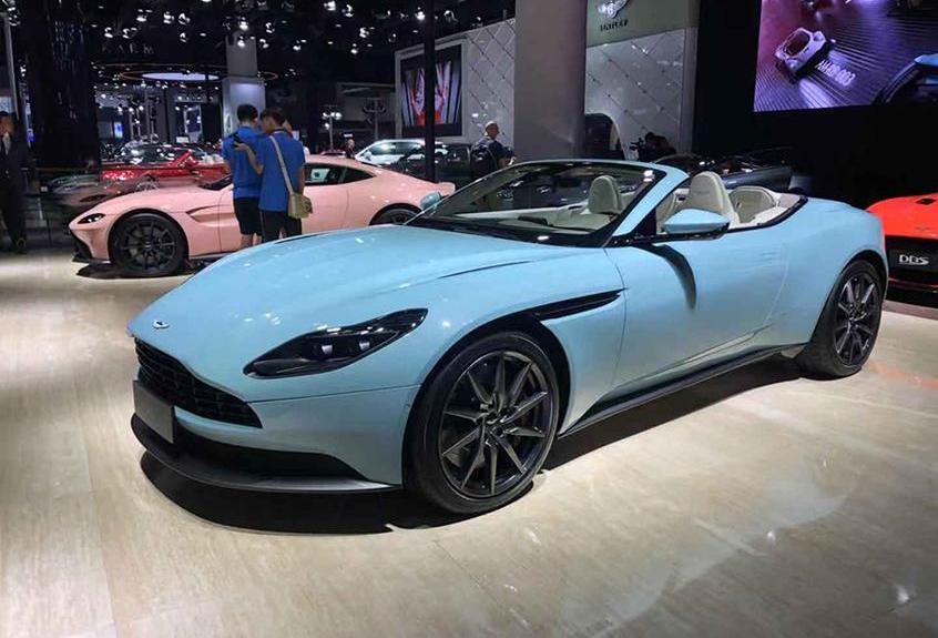 阿斯顿·马丁,V8 Vantage,阿斯顿·马丁DB11,阿斯顿·马丁DBS,法拉利