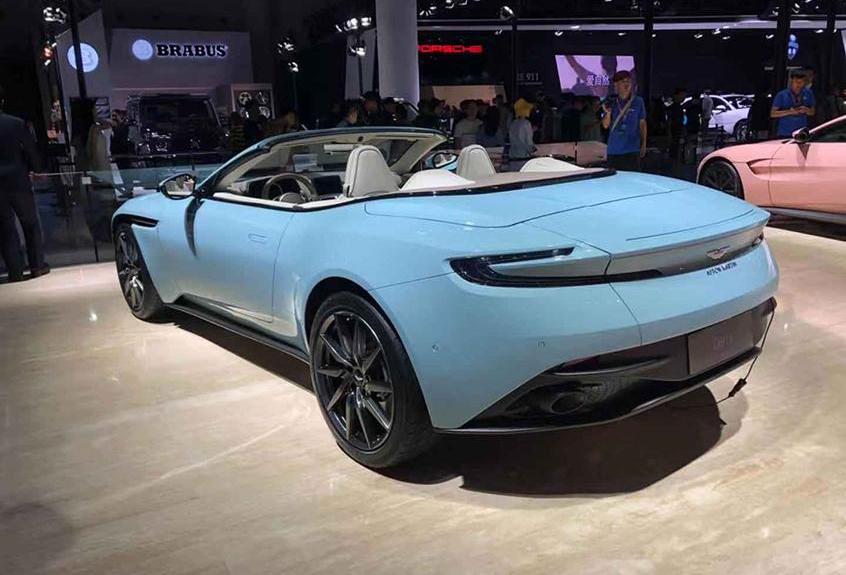 阿斯顿·马丁,V8 Vantage,阿斯顿·马丁DB11,阿斯顿·马丁DBS,法拉利