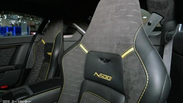 阿斯顿·马丁,V8 Vantage