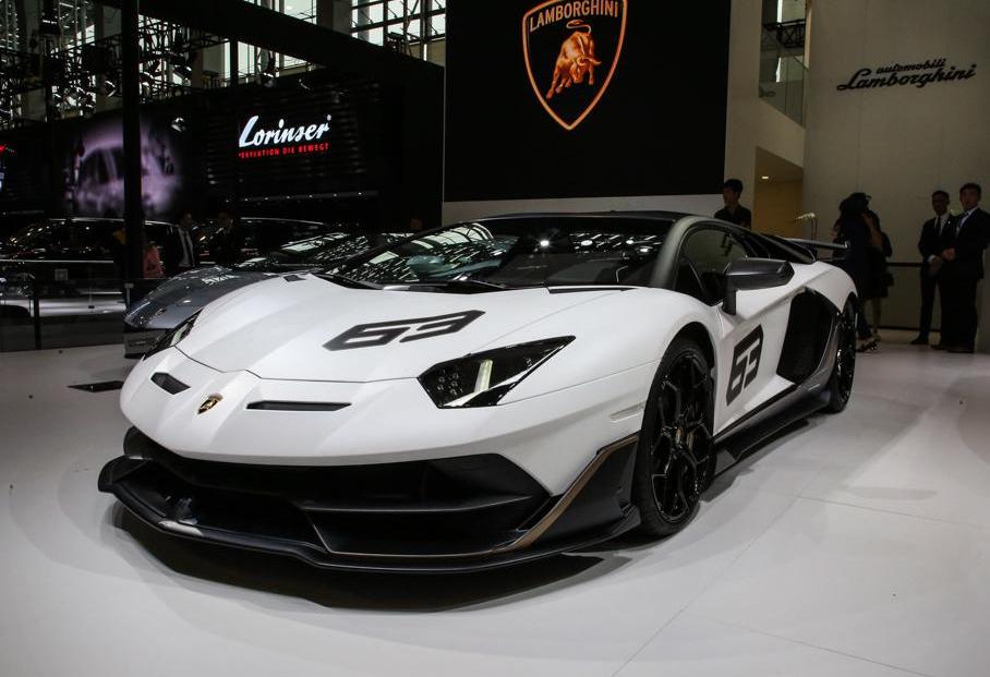 劳斯莱斯,库里南,阿斯顿·马丁,兰博基尼,Aventador