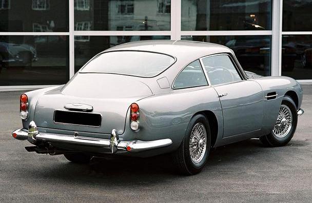 阿斯顿·马丁,现代,V8 Vantage,阿斯顿·马丁DBS,宾利
