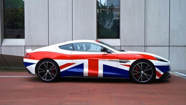 阿斯顿·马丁,V8 Vantage,发现