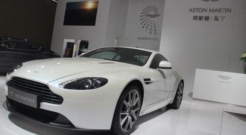 阿斯顿·马丁,V8 Vantage