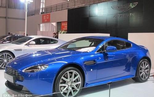 阿斯顿·马丁,V8 Vantage,阿斯顿·马丁DBS,现代