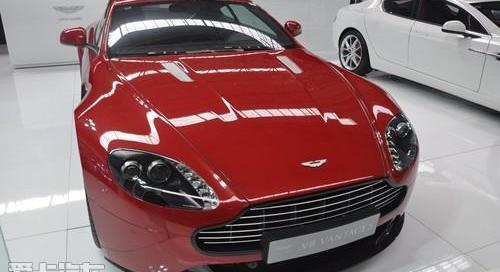 V8 Vantage,理念