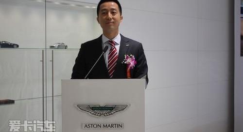 阿斯顿·马丁,V8 Vantage,劳斯莱斯,兰博基尼