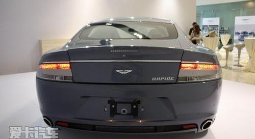 阿斯顿·马丁,V8 Vantage,劳斯莱斯,兰博基尼